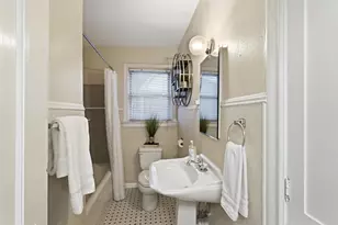 5326 Bradford Dr, Dallas, TX 75235 - Photo 15