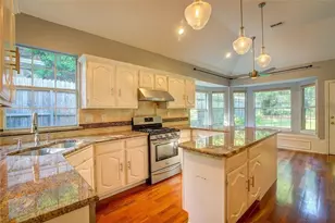 7941 Arlie Ln, North Richland Hills, TX 76182 - Photo 13