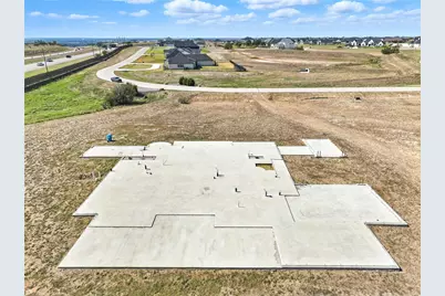 12516 Bella Crossing Drive, Benbrook, TX 76126 - Photo 3