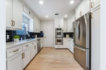 806 Knott Place, Dallas, TX 75208 - Photo 13