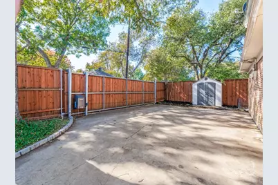 806 Knott Place, Dallas, TX 75208 - Photo 33