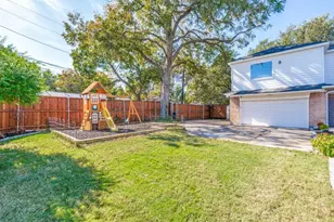 806 Knott Pl, Dallas, TX 75208 - Photo 31