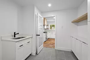 3542 Chellen Dr, Farmers Branch, TX 75234 - Photo 15