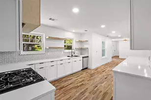 3542 Chellen Dr, Farmers Branch, TX 75234 - Photo 13