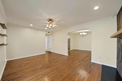 2303 Park Hill Drive, Fort Worth, TX 76110 - Photo 3