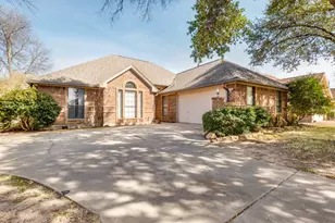 8220 Saddlebrook Dr, Benbrook, TX 76116 - Photo 1