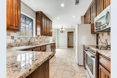 8220 Saddlebrook Drive, Benbrook, TX 76116 - Photo 15