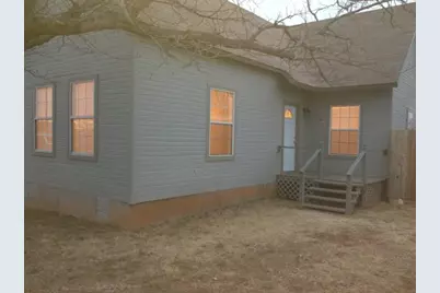 129 East Street, Tye, TX 79563 - Photo 1