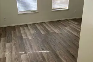 129 East St, Tye, TX 79563 - Photo 3