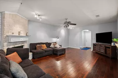 1100 Fawn Meadow Trail, Kennedale, TX 76060 - Photo 9