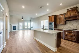 809 Seymour Ct, McKinney, TX 75071 - Photo 3