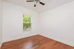 601 Valencia Dr, Arlington, TX 76002 - Photo 21