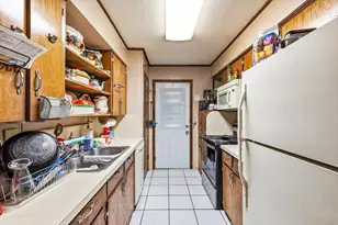 1634 Camara Ct, Grand Prairie, TX 75051 - Photo 11