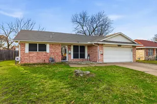 1634 Camara Ct, Grand Prairie, TX 75051 - Photo 29