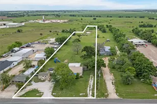 1020 E Jefferson Ave, Whitney, TX 76692 - Photo 5