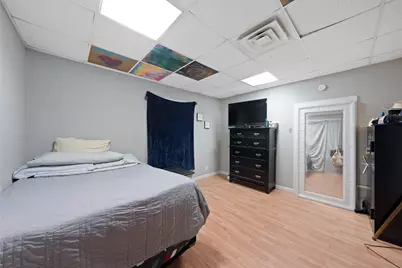 1020 E Jefferson Avenue, Whitney, TX 76692 - Photo 17