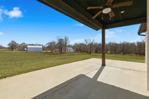 420 Zonaverde Ct, Poolville, TX 76487 - Photo 33