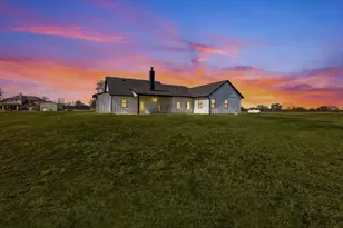 420 Zonaverde Ct, Poolville, TX 76487 - Photo 29