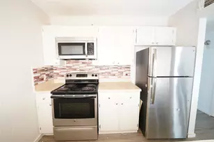 104 N Heights Dr, Crowley, TX 76036 - Photo 5