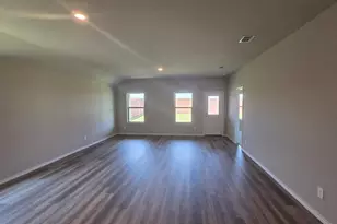 8537 Dunnstown Dr, Fort Worth, TX 76131 - Photo 5
