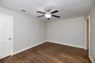 2308 N Edgewood Terrace, Fort Worth, TX 76103 - Photo 13