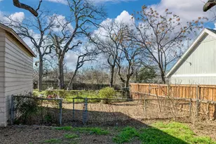 2308 N Edgewood Terrace, Fort Worth, TX 76103 - Photo 23