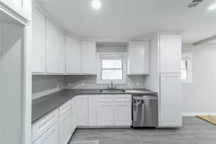 2417 Fonville Dr, Dallas, TX 75227 - Photo 13