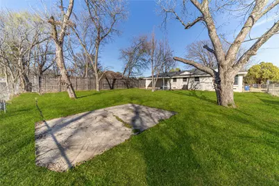 2417 Fonville Drive, Dallas, TX 75227 - Photo 31