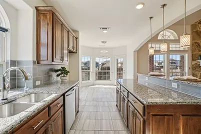 9401 Chuparosa Drive, Fort Worth, TX 76177 - Photo 11