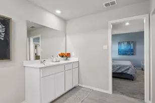 8545 Dunnstown Dr, Fort Worth, TX 76131 - Photo 21