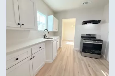 5214 Ash Lane, Dallas, TX 75223 - Photo 9