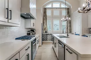 2411 Perdue Ave, Irving, TX 75062 - Photo 7