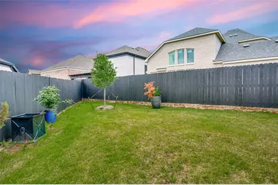 2411 Perdue Avenue, Irving, TX 75062 - Photo 29