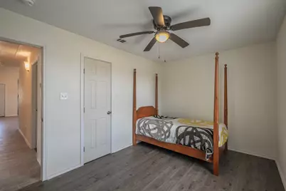 906 N Wilhite Street, Cleburne, TX 76031 - Photo 27