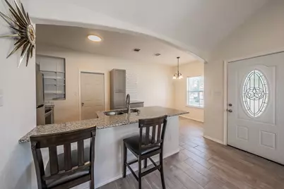 906 N Wilhite Street, Cleburne, TX 76031 - Photo 5