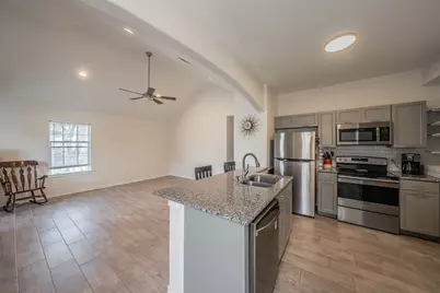 906 N Wilhite Street, Cleburne, TX 76031 - Photo 9