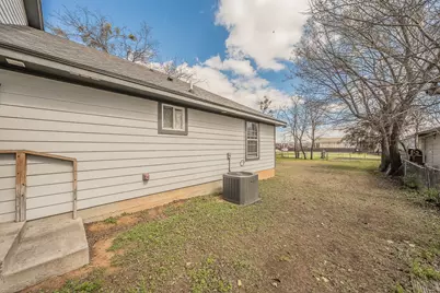 906 N Wilhite Street, Cleburne, TX 76031 - Photo 31