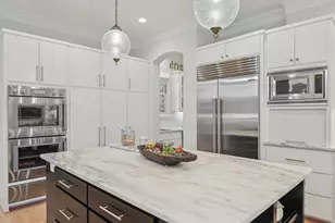 7820 Bryn Mawr Dr, Dallas, TX 75225 - Photo 11