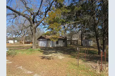 58 88 Ivanhoe Drive, Gordonville, TX 76245 - Photo 1