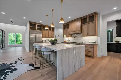 419 W Colorado Boulevard, Dallas, TX 75208 - Photo 11