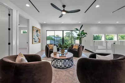 419 W Colorado Boulevard, Dallas, TX 75208 - Photo 25