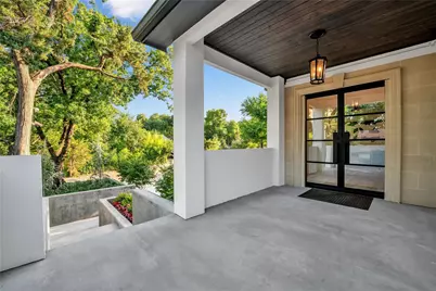 419 W Colorado Boulevard, Dallas, TX 75208 - Photo 3