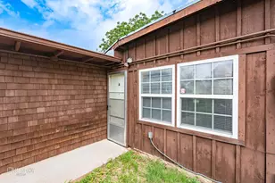 2023 S 5th St, Abilene, TX 79602 - Photo 15