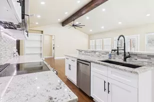 910 Cream Level Rd, Athens, TX 75751 - Photo 9