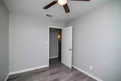 2429 Stephen Lee Drive, Fort Worth, TX 76119 - Photo 13