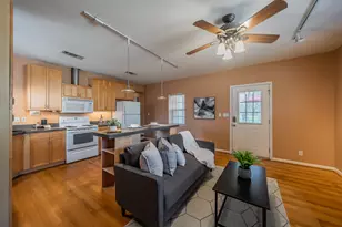 1040 Sherman Dr, Cedar Hill, TX 75104 - Photo 25