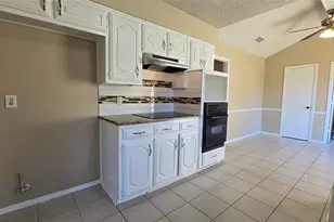 2318 Glen Forest Ln, Plano, TX 75023 - Photo 9