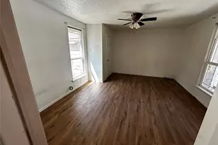 910 W Long St, Stephenville, TX 76401 - Photo 27