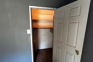 910 W Long St, Stephenville, TX 76401 - Photo 35