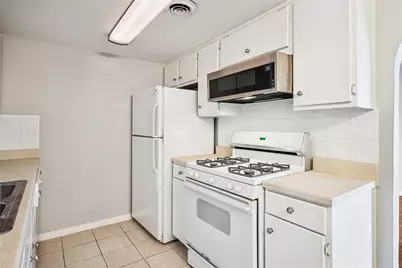 15926 Stillwood Street #2072, Dallas, TX 75248 - Photo 9